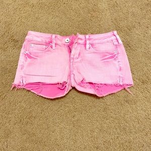 ❤️Bullhead pink shorts❤️